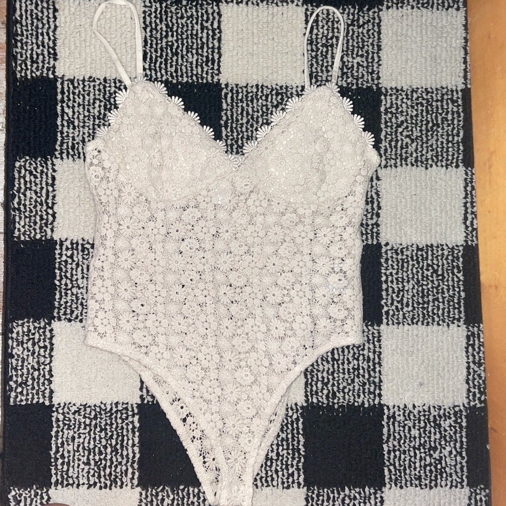 H&M crochet/ knit body suit! Perfect for spring and summer:)